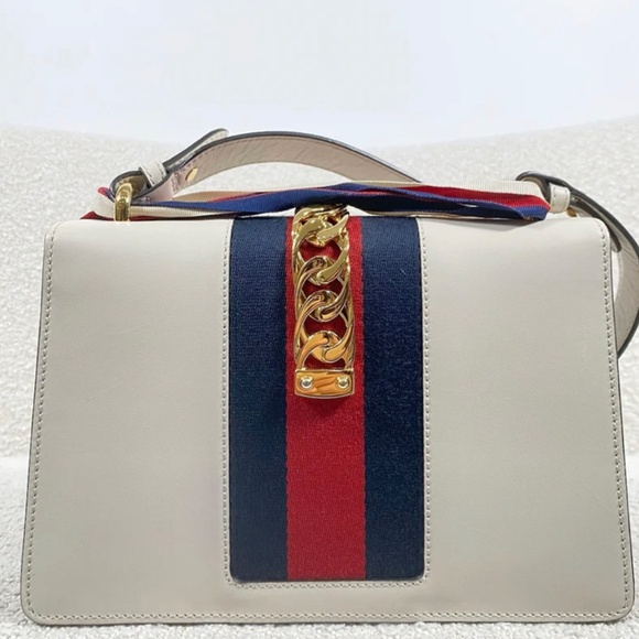 Authentic Pre-Owned Gucci Sylvie Shoulder Bag White - Picture 3 of 16